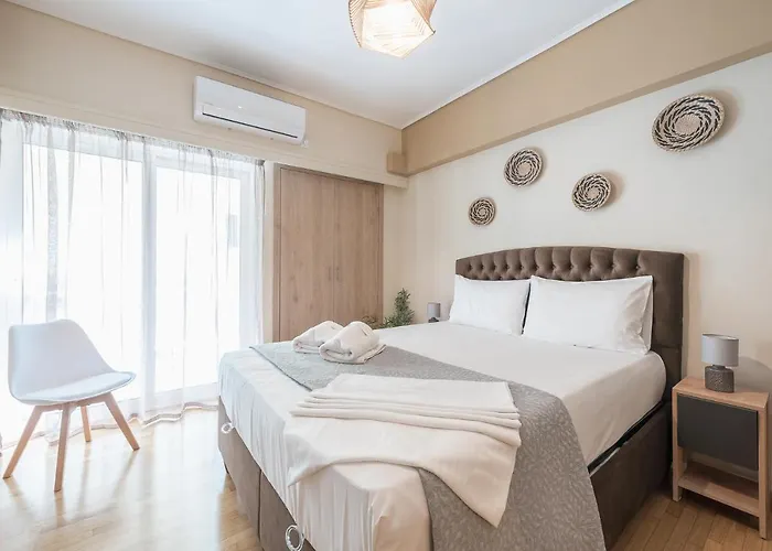 Stylish City Apartment By Cloudkeys